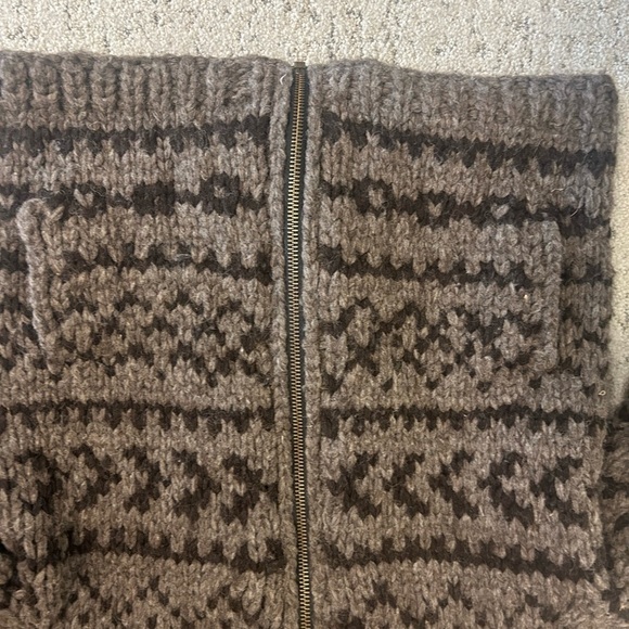 Cowichan authentic XXL or XL full wool in excellent condition- Unisex great cond - Picture 3 of 15